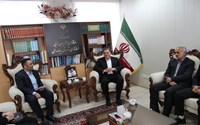 دیدار مدیر شبکه بهداشت و درمان چالدران با فرماندار شهرستان در چهارمین روز از هفته سلامت 